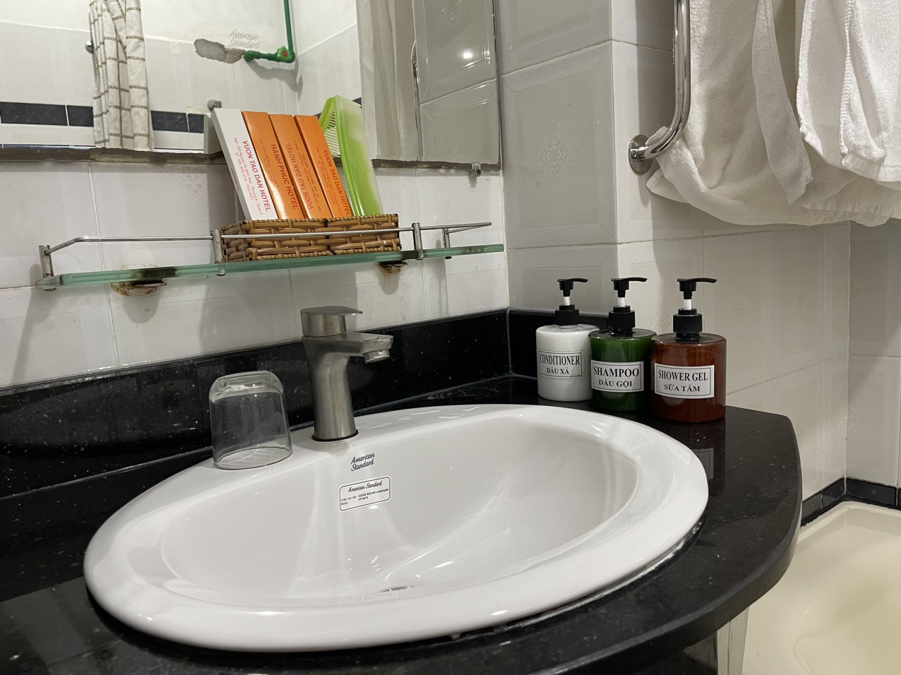 Phòng đôi 2 người 401